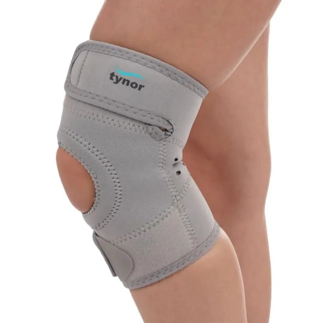 Tynor Neoprene Knee Support Sportif (Medium) J-09